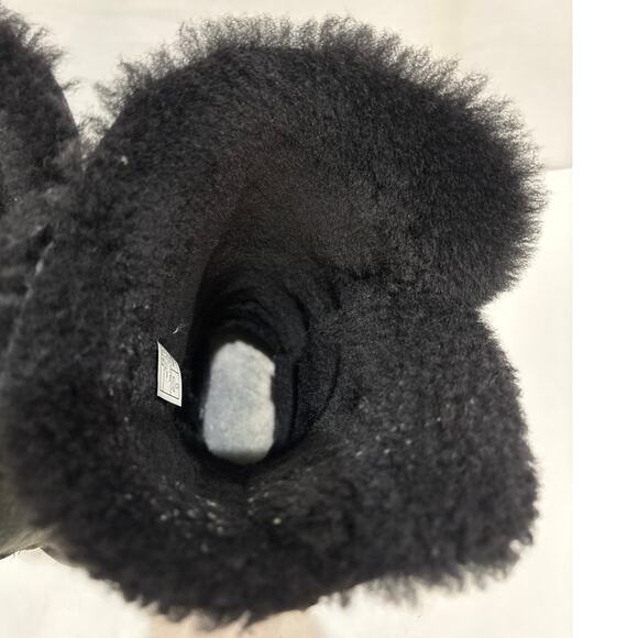 UGG Black Suede 3 Button Bailey Tall Sheepskin Boots Women's Size 7 - Picture 7 of 10